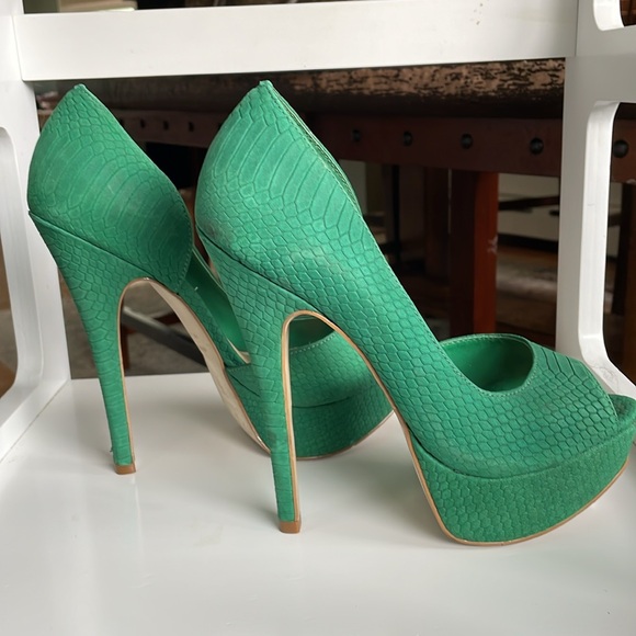 Steve Madden Women’s Size 8 Amplifyd Platform Heel Shoes Green - Picture 4 of 6